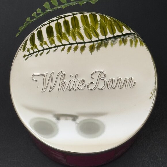 BBW Crushed Candy Cane White Barn Bath & Body Works 3 Wick Candle - Picture 8 of 10